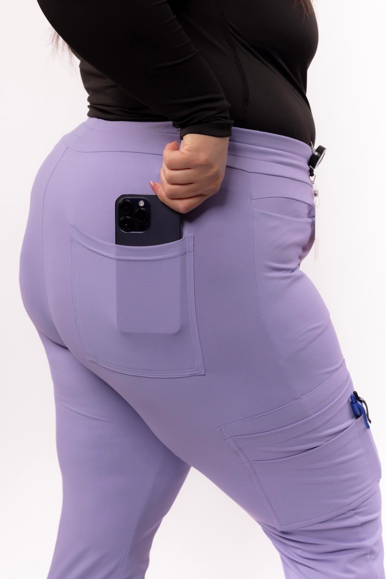 Last Call Curvy Thea 8-Pockets Jogger