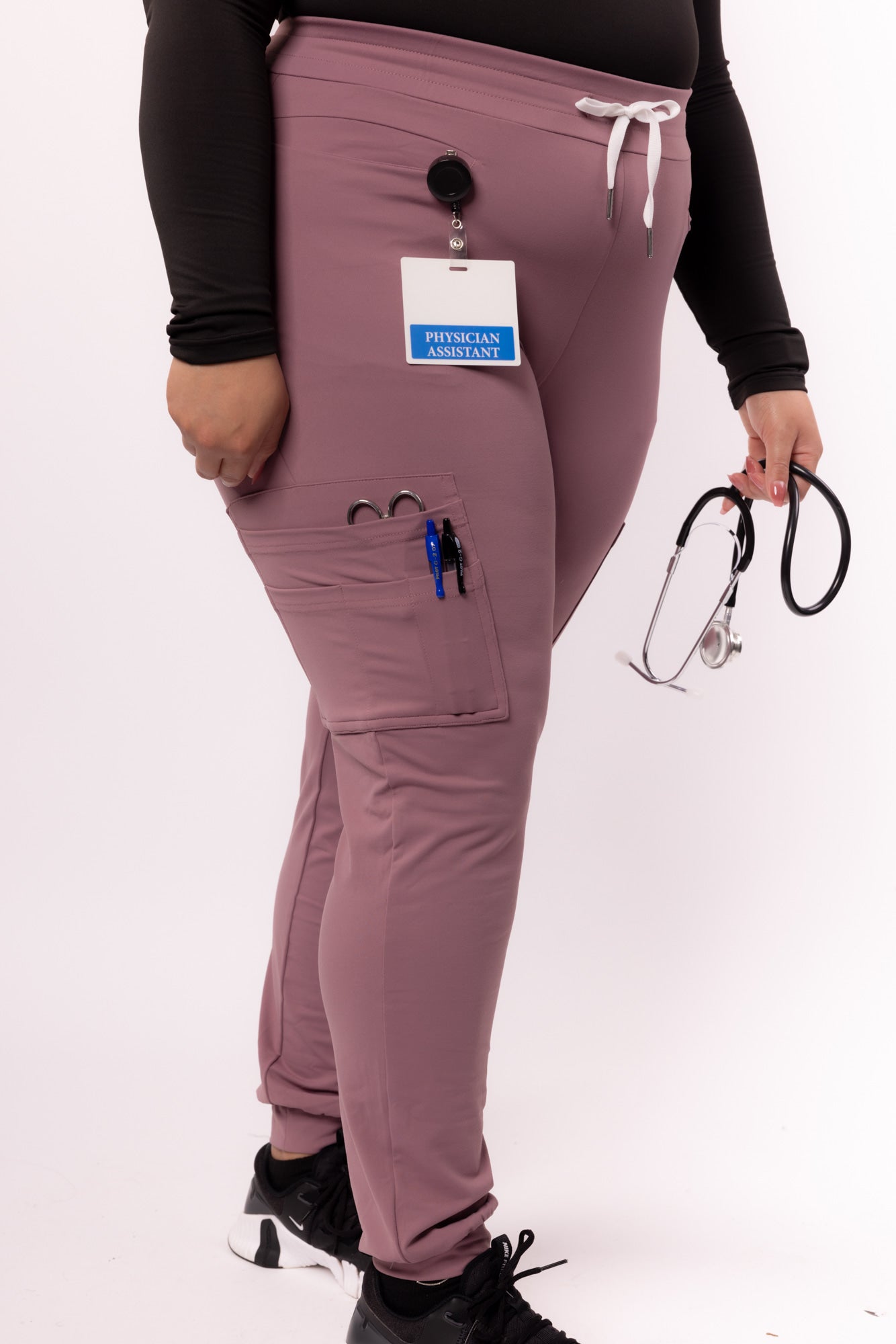 Last Call Curvy Thea 8-Pockets Jogger