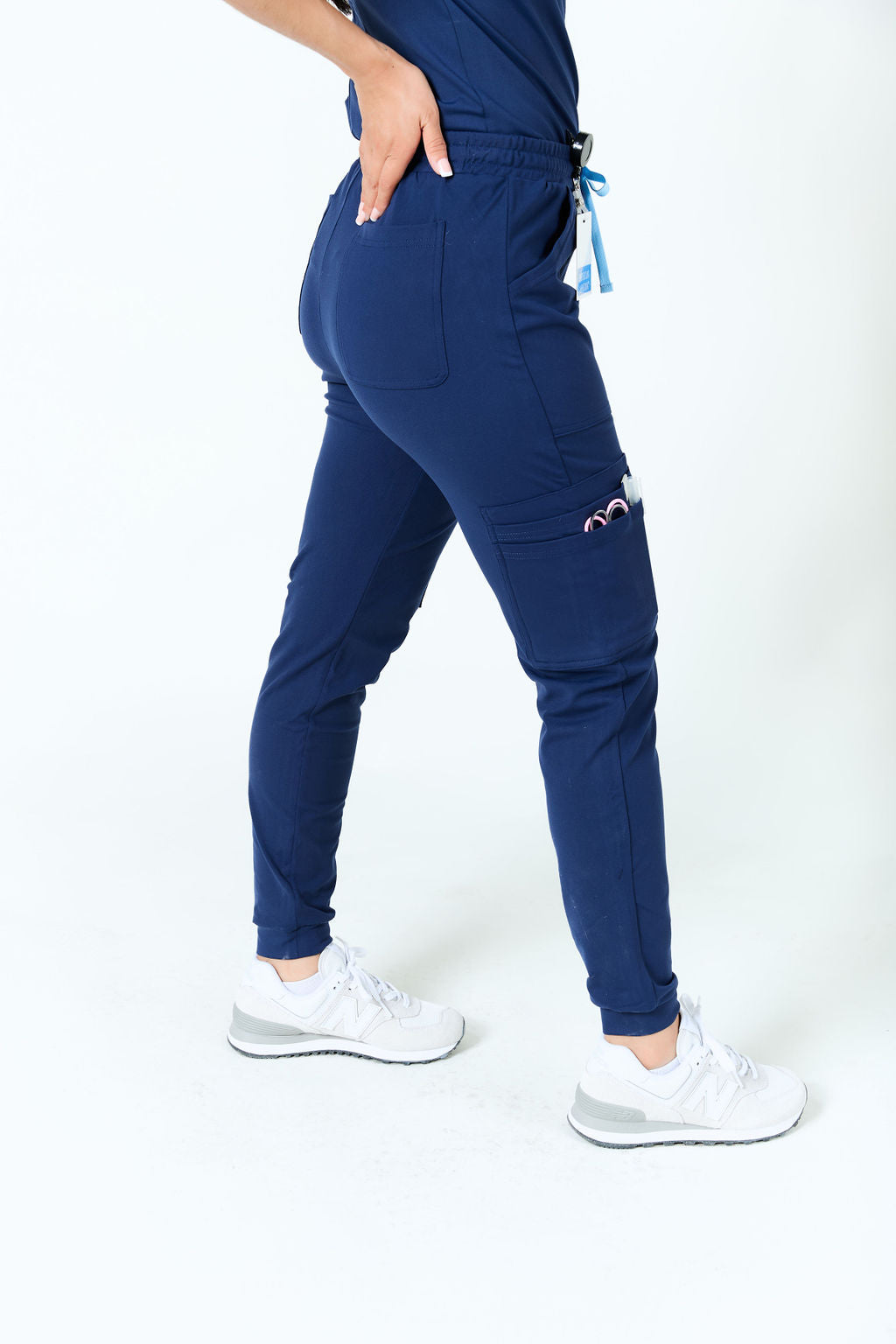 Willow 9-Pockets High-Rise Jogger