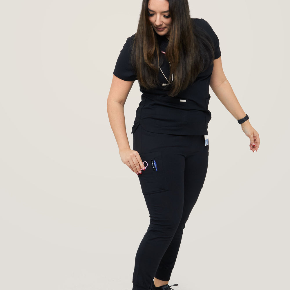 
                      
                        Tall Thea 8-Pockets Jogger
                      
                    