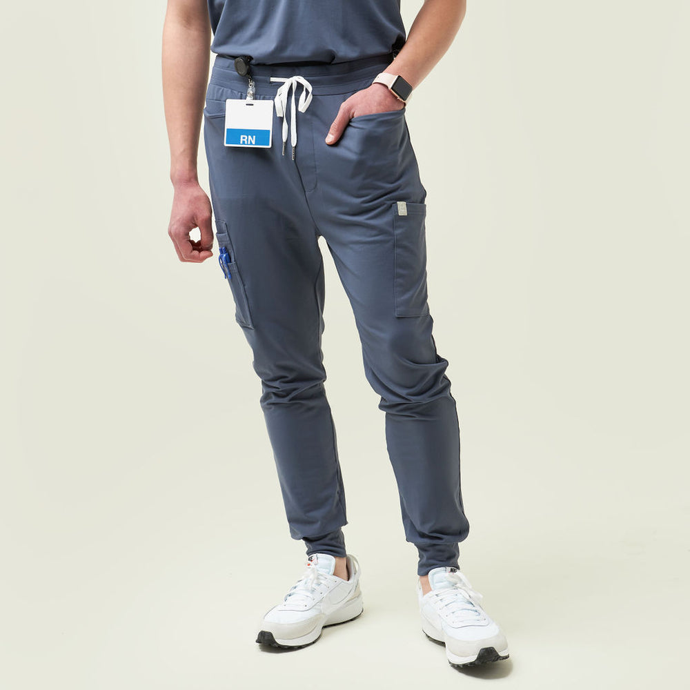 
                      
                        Rubio 8-Pockets Jogger
                      
                    